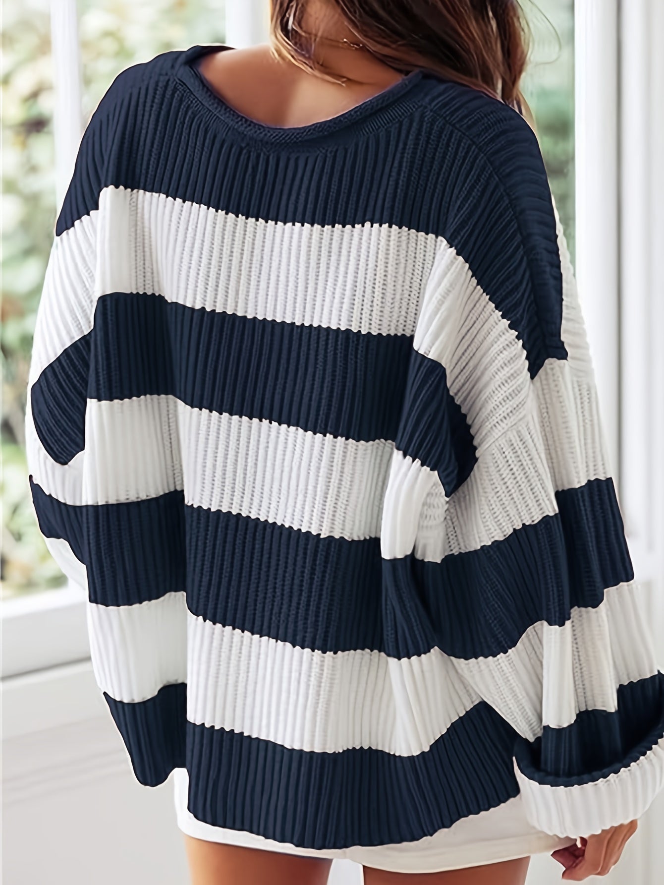 OMNIYA™ | Maglione a collo rotondo a righe
