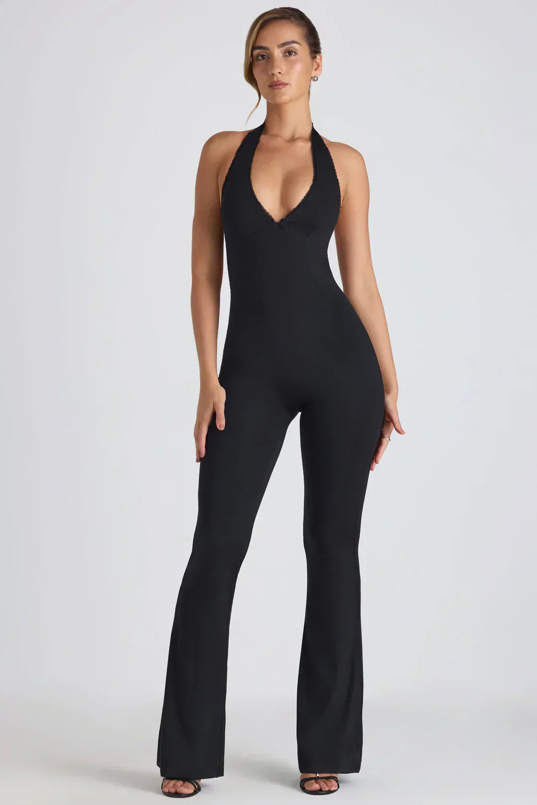 OMNIYA™ | Elegante Tuta