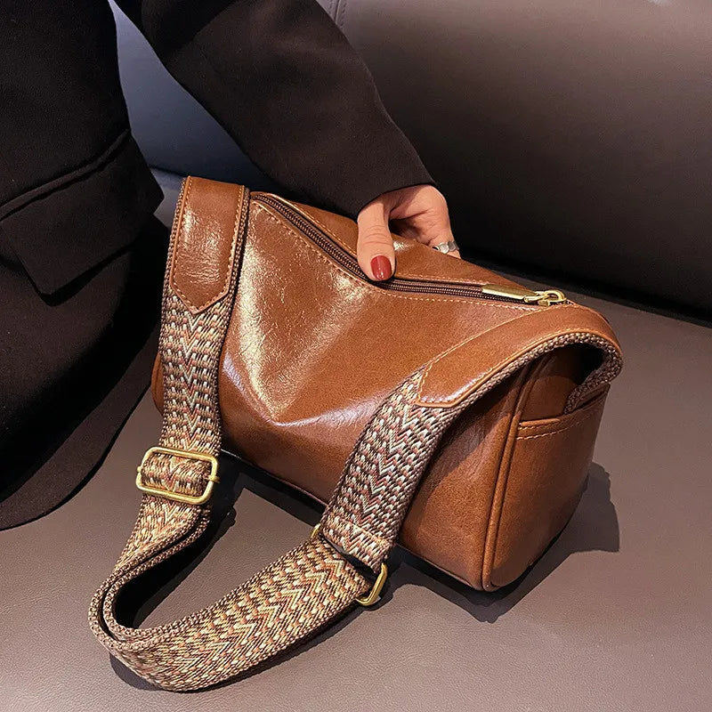 OMNIYA™ | Borsa a tracolla vintage con tracolla intrecciata regolabile