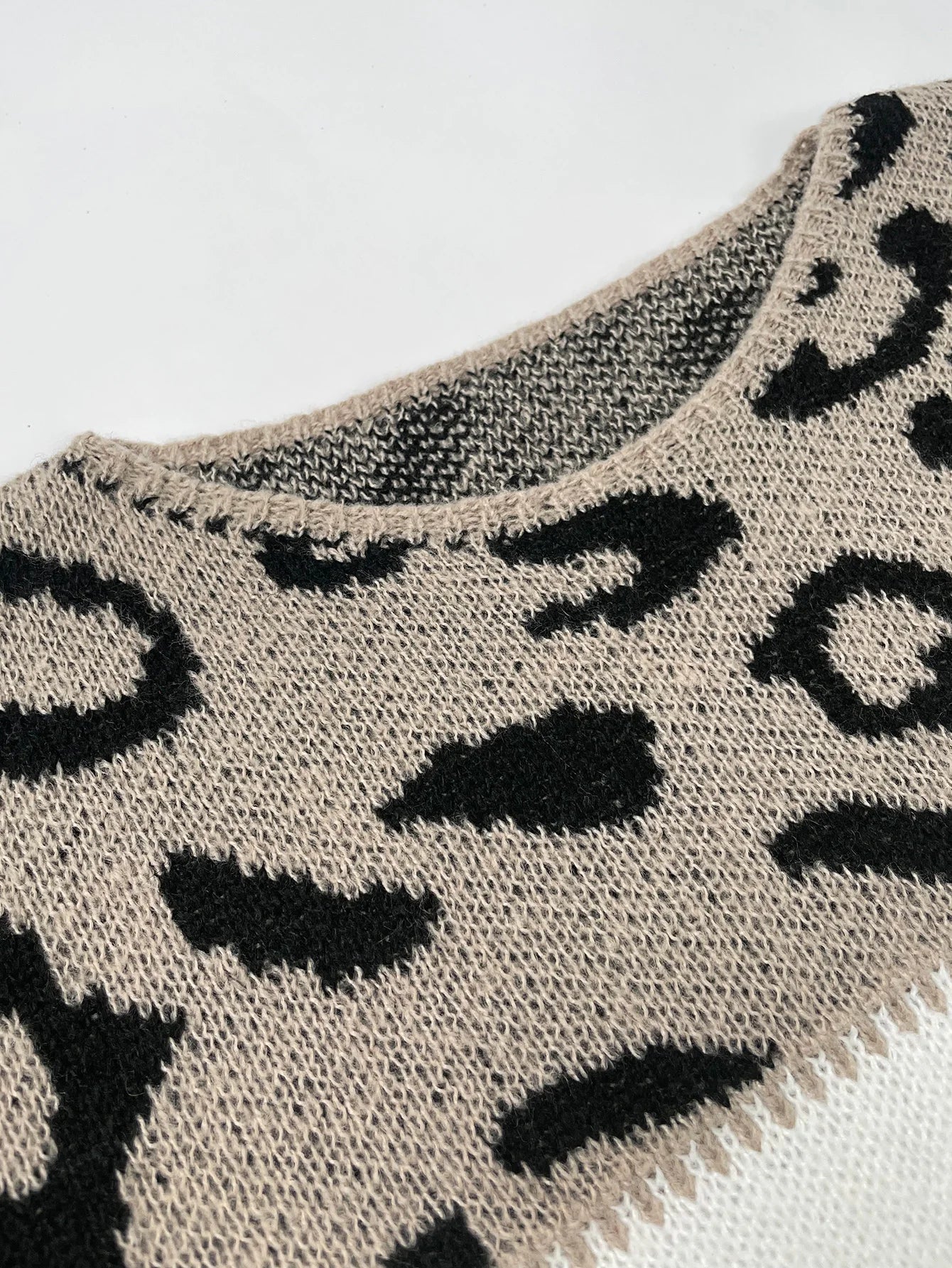 OMNIYA™ | Pullover moderno comodo
