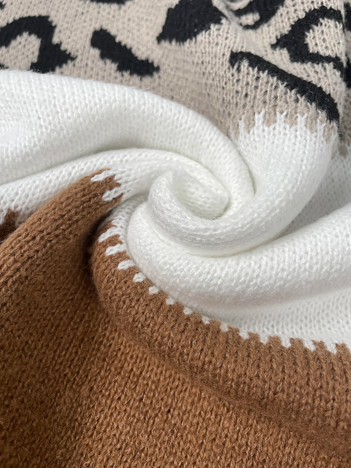 OMNIYA™ | Pullover moderno comodo