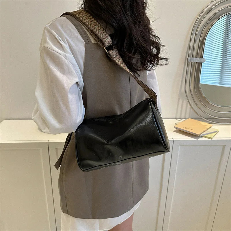 OMNIYA™ | Borsa a tracolla vintage con tracolla intrecciata regolabile