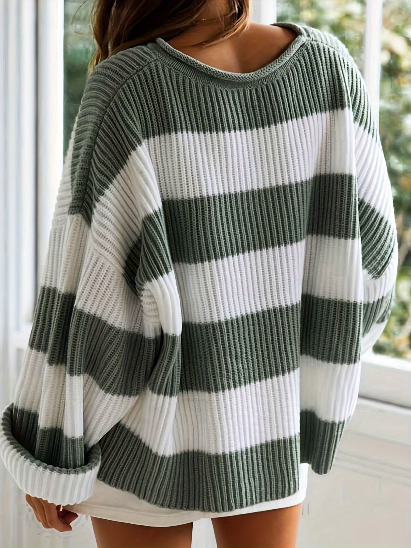 OMNIYA™ | Maglione a collo rotondo a righe