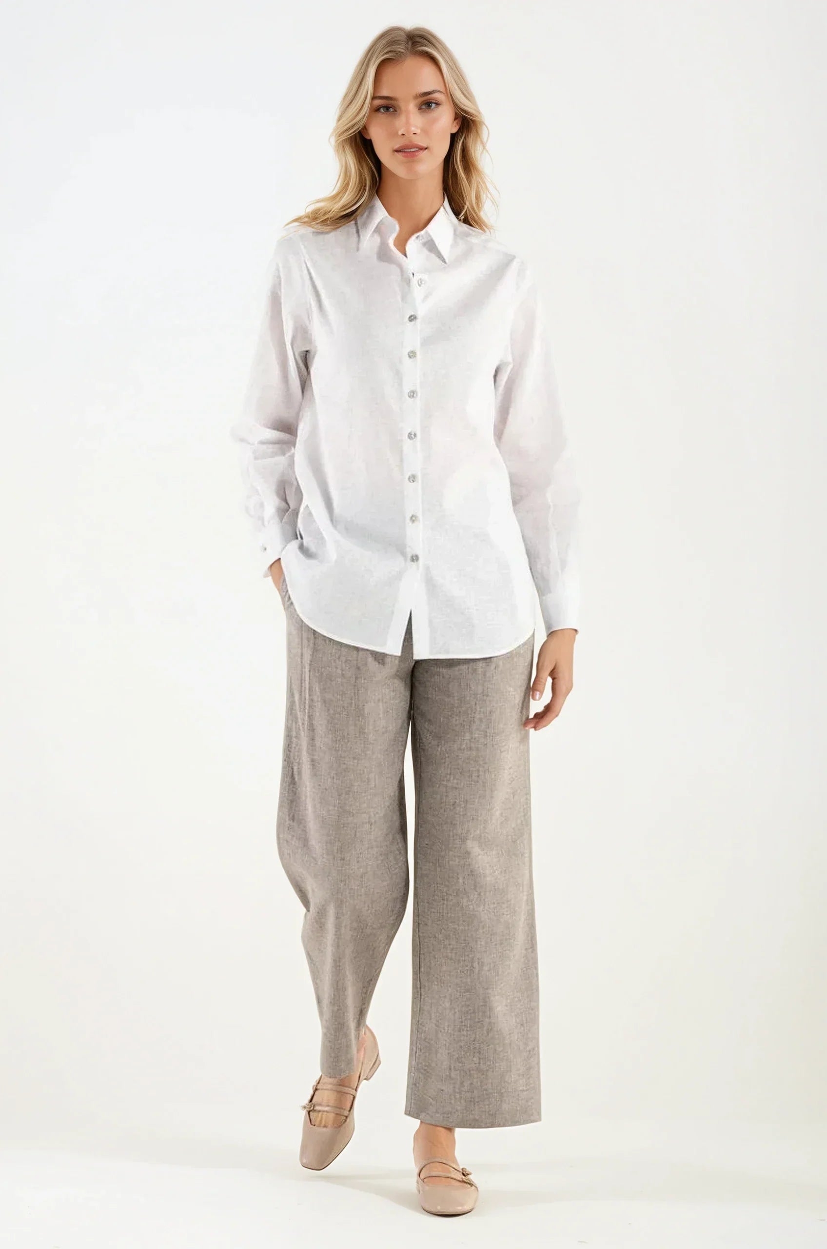 OMNIYA™ | Pantalone Beige con Chiusura a Bottone