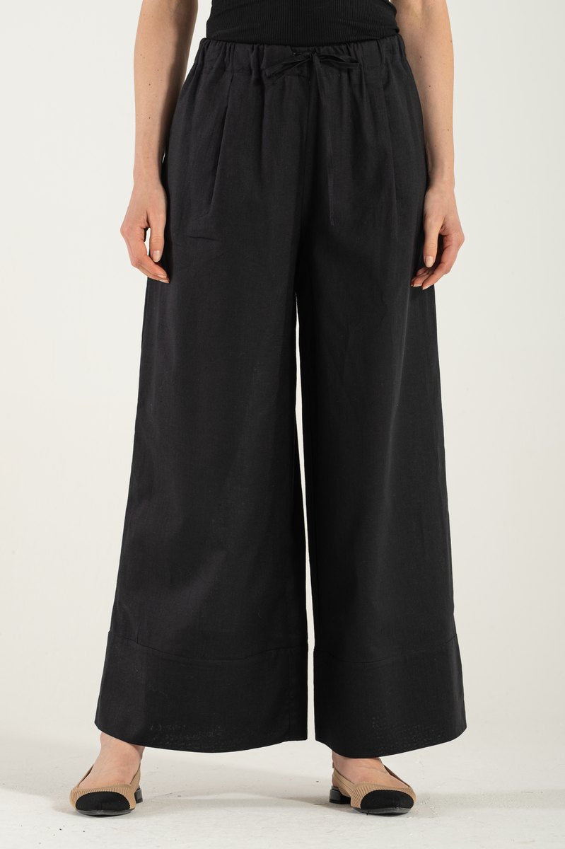 OMNIYA™ | Pantalone Nero con Laccio in Vita