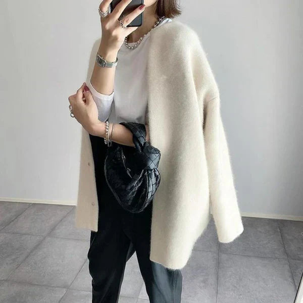 OMNIYA™ | Cardigan Elegante